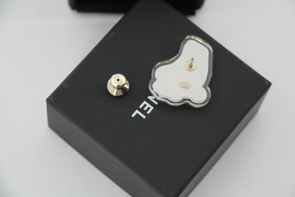 Chanel D24C Resin Early Spring Resort Collection Pink Roller Skate Brooch