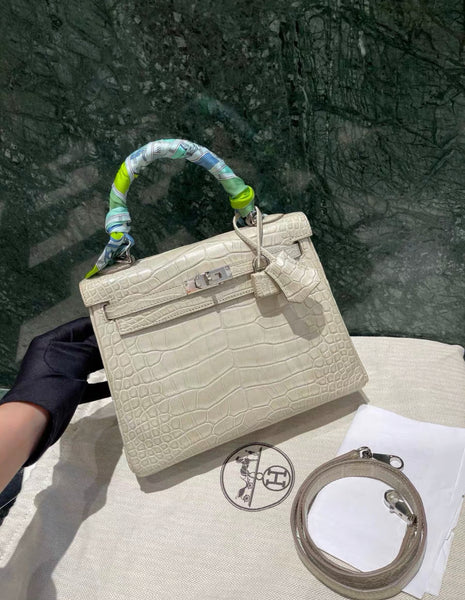 Hermès Kelly 25 Crocodile Matte Leather Glacier white 8L with