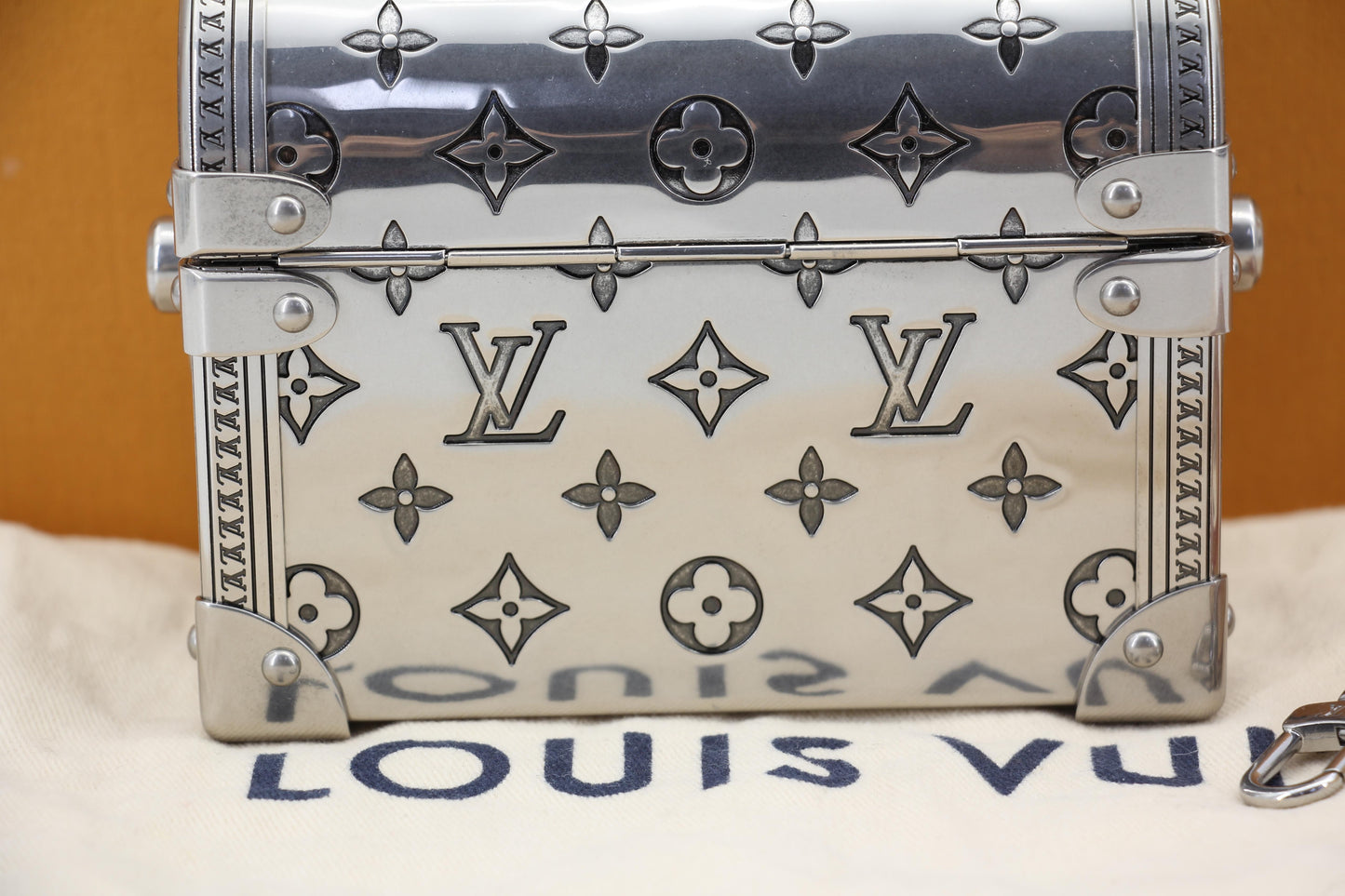 Louis Vuitton 2022 Metal Silver Monogram Mini Treasure Trunk