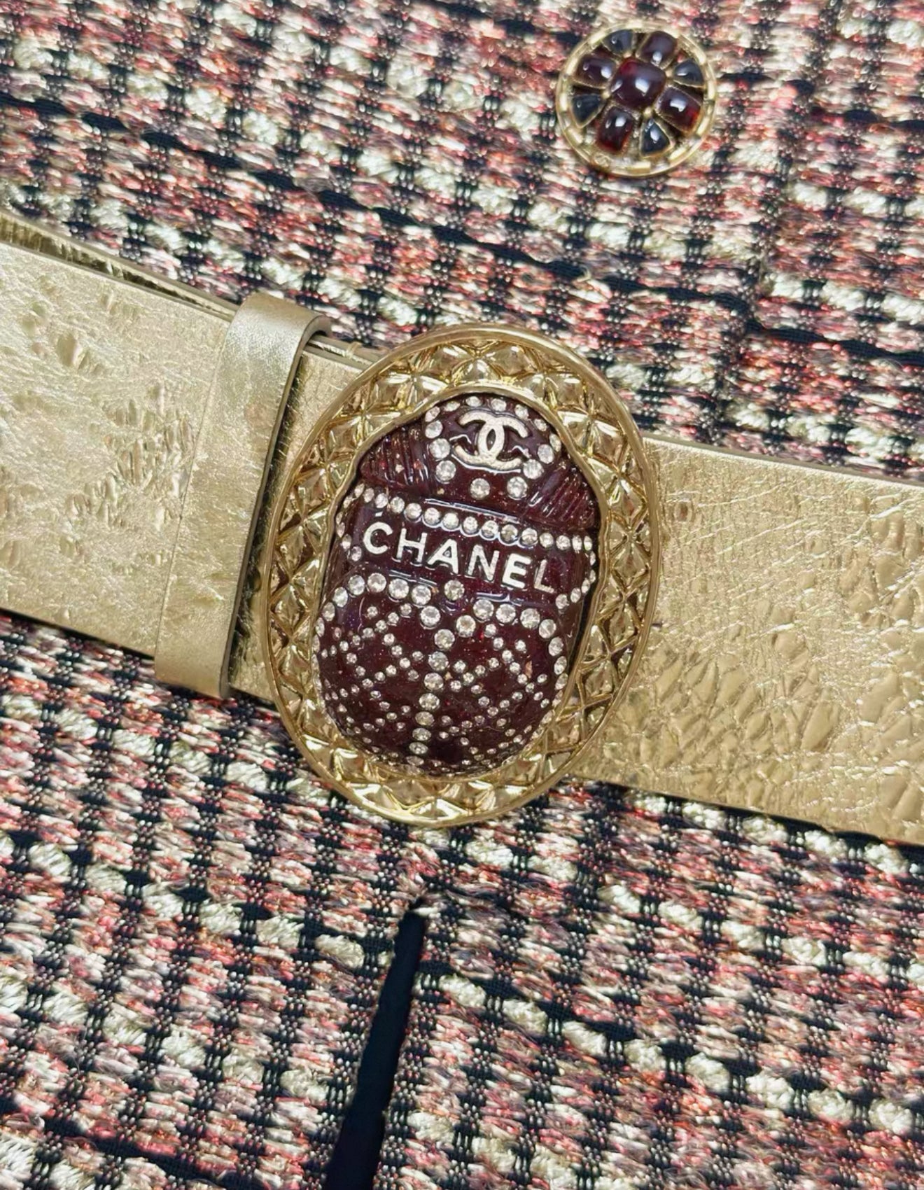 Chanel 19A Gold/Red/Black Tweed Jacket with Golden Beetle Belt