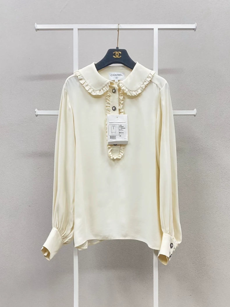 Chanel 18B off-white Peter Pan collar ruffled blouse