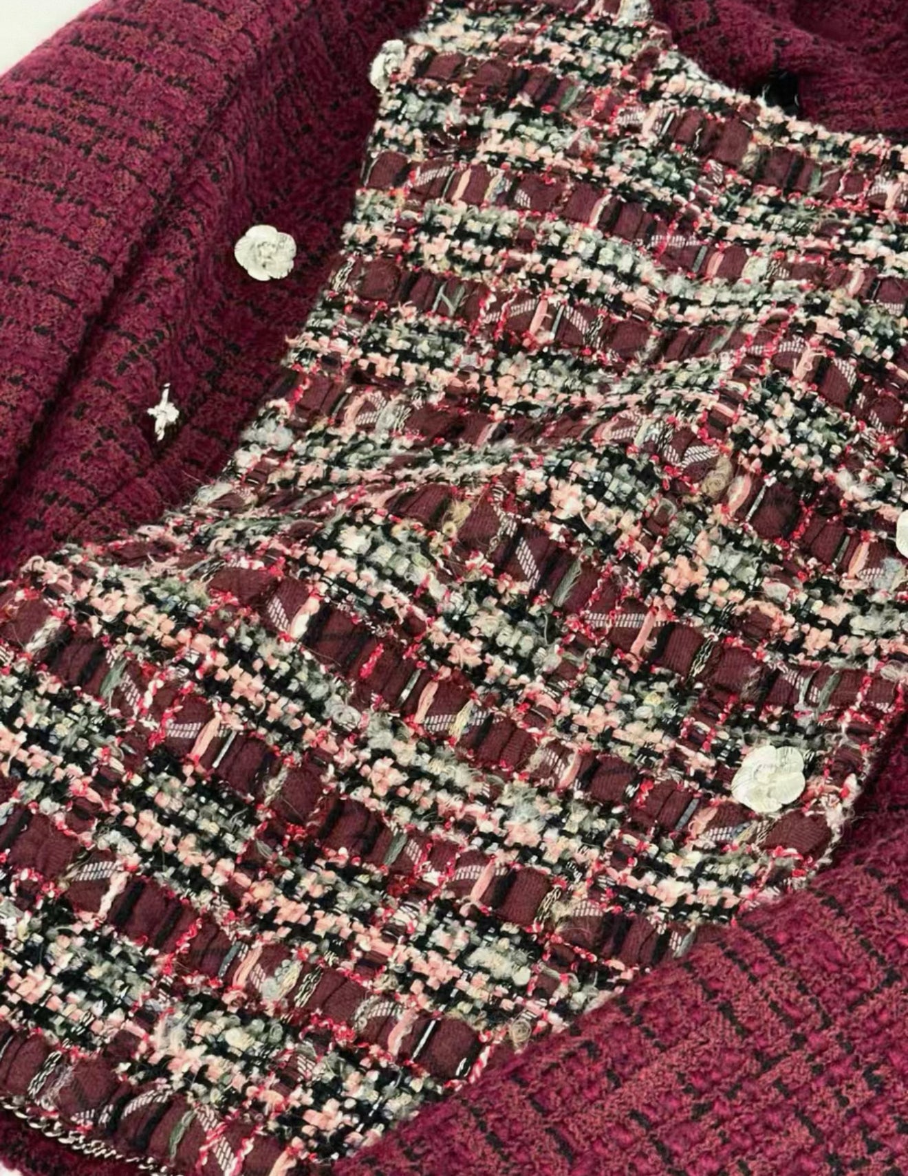 Chanel 23k Burgundy tweed Cardigan 38FR