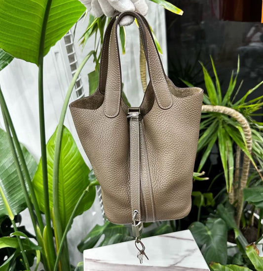 Hermès Picotin Lock 18 Etoupe Clemence Palladium Hardware