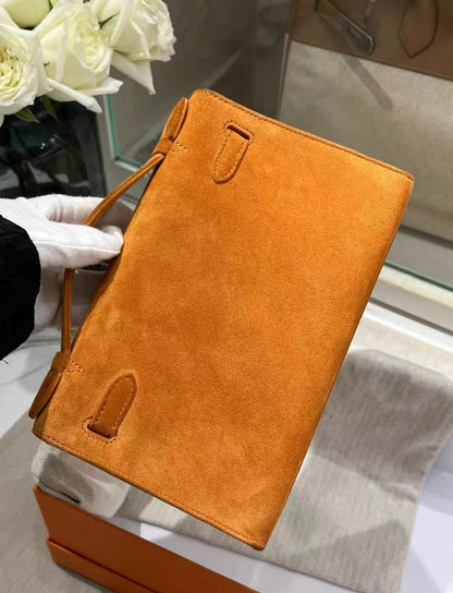 HERMES Veau Doblis Kelly Pochette Orange