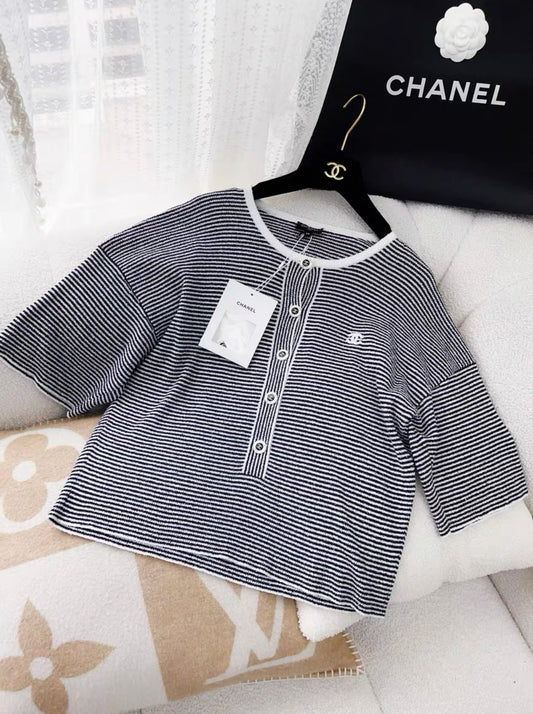 CHANEL 23C RUNWAY CC LOGO STRIPED TOP 38