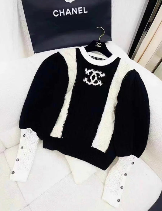 Chanel 21A black and white sweater size 36