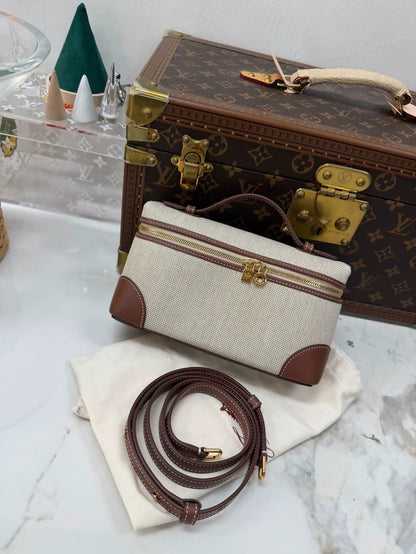 Loro Piana L19 Caramel Canvas &amp; Leather bag