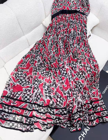 Chanel 23C Red, Black, White & Beige dress size 38