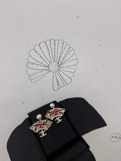 Chanel 25A Métiers d'Art Pearl Camellia Petal Glass Fan with Double C Pendant and Rhinestone Earrings