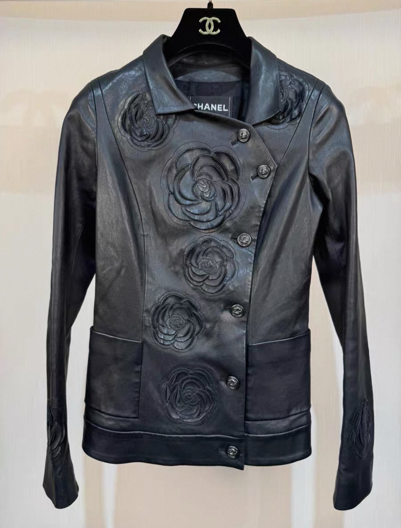 Chanel 10A black Camelia Lambskin  Leather jacket