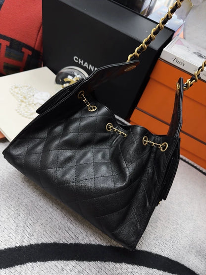 Chanel 25 hobo bag black and gold lychee leather shoulder bag