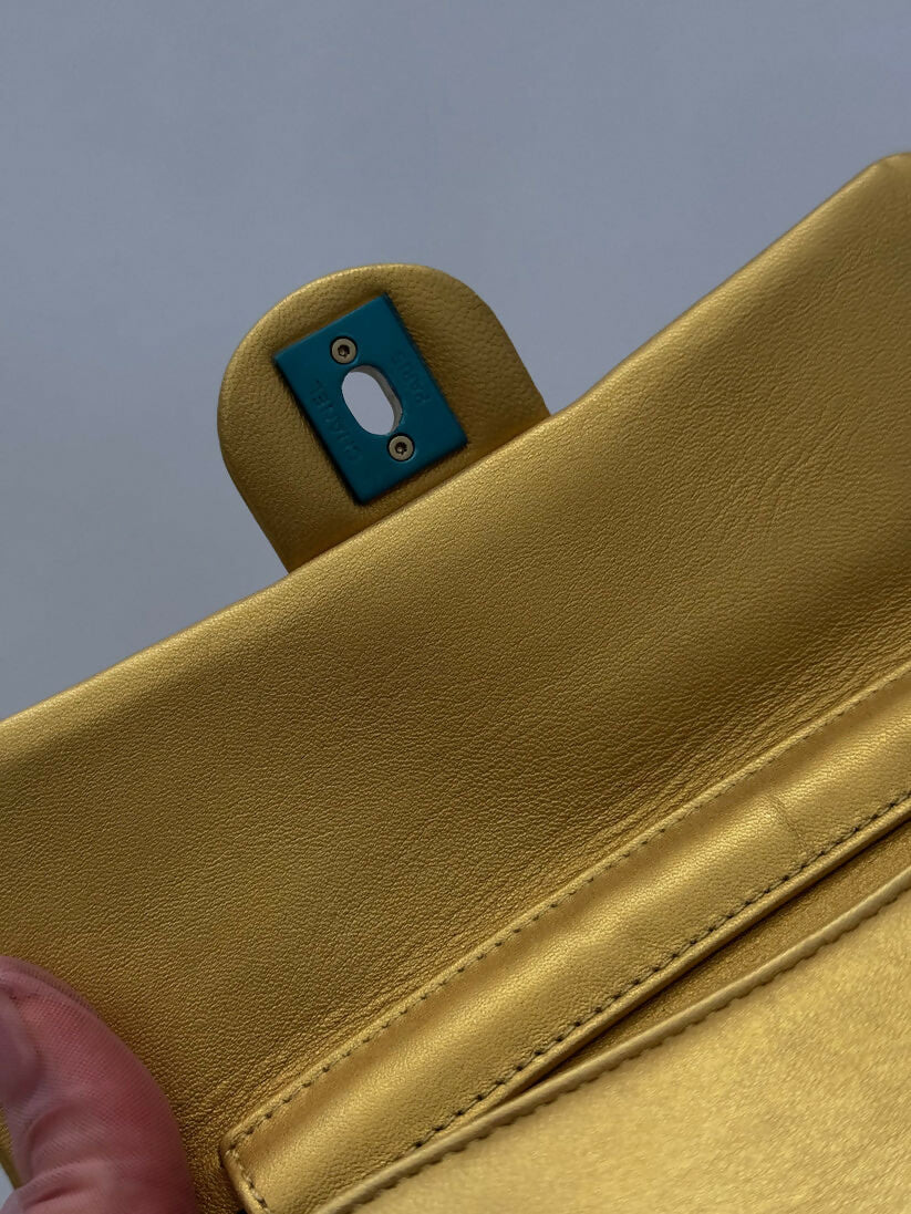 Chanel 2015 Paris–Dubai Gold Metallic Pearly Wallet on Chain