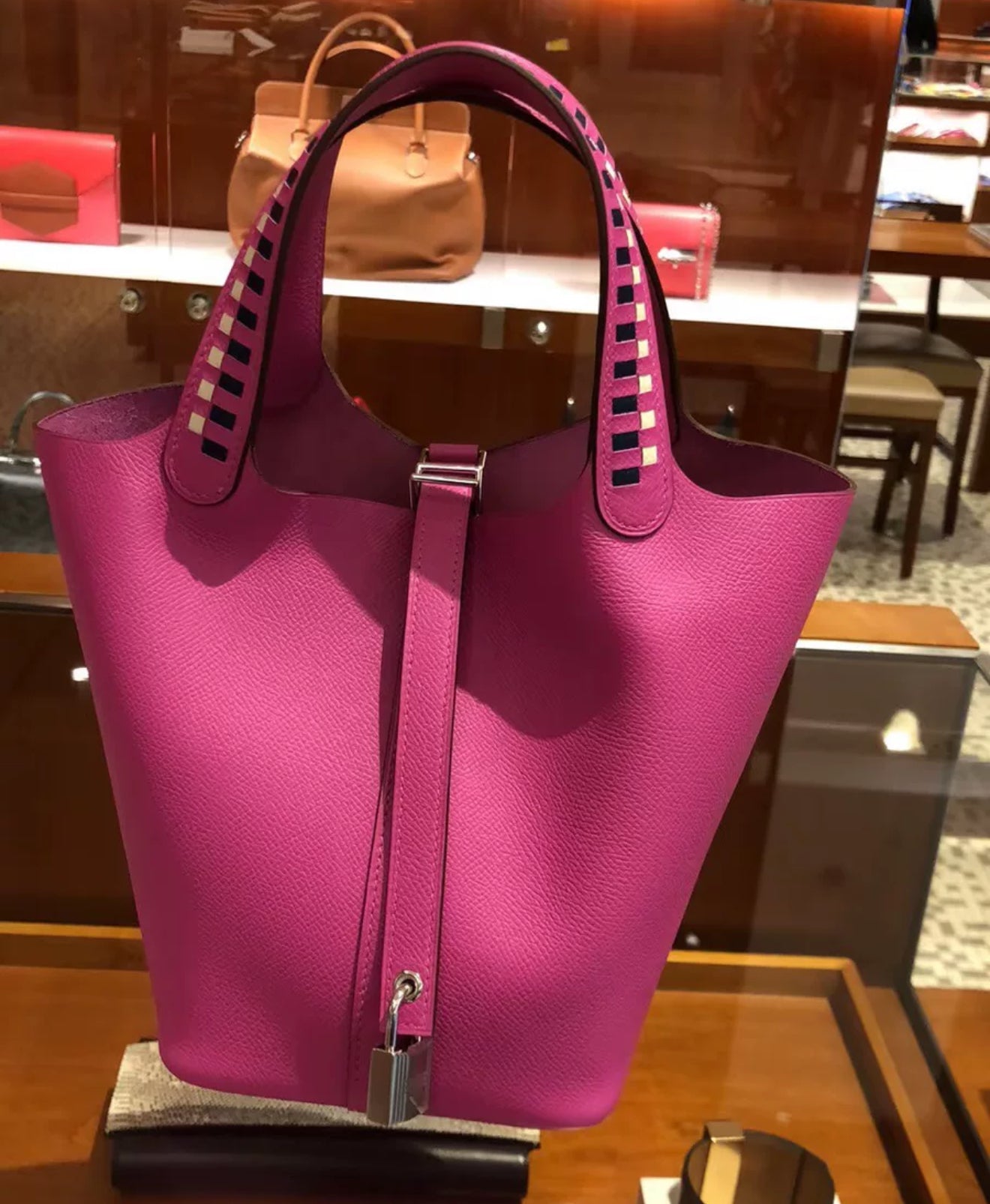 HERMES Picotin 18 Lock Tresage Veau  Epsom Magnolia