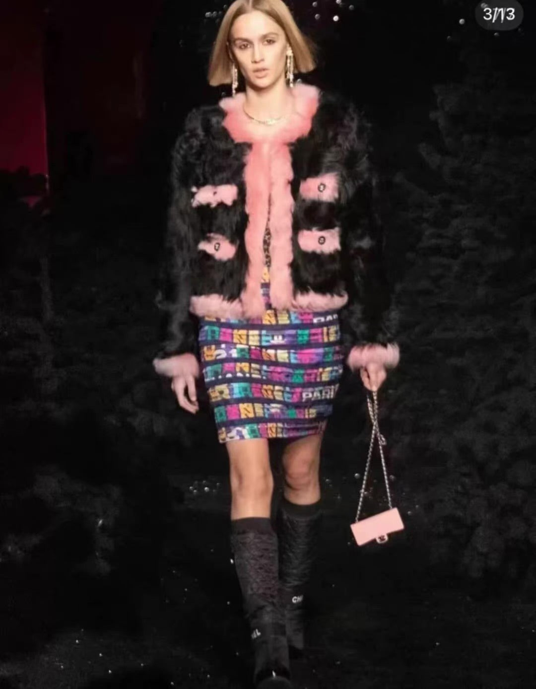 Chanel 21K black & pink shearling fur jacket – Wararni.com