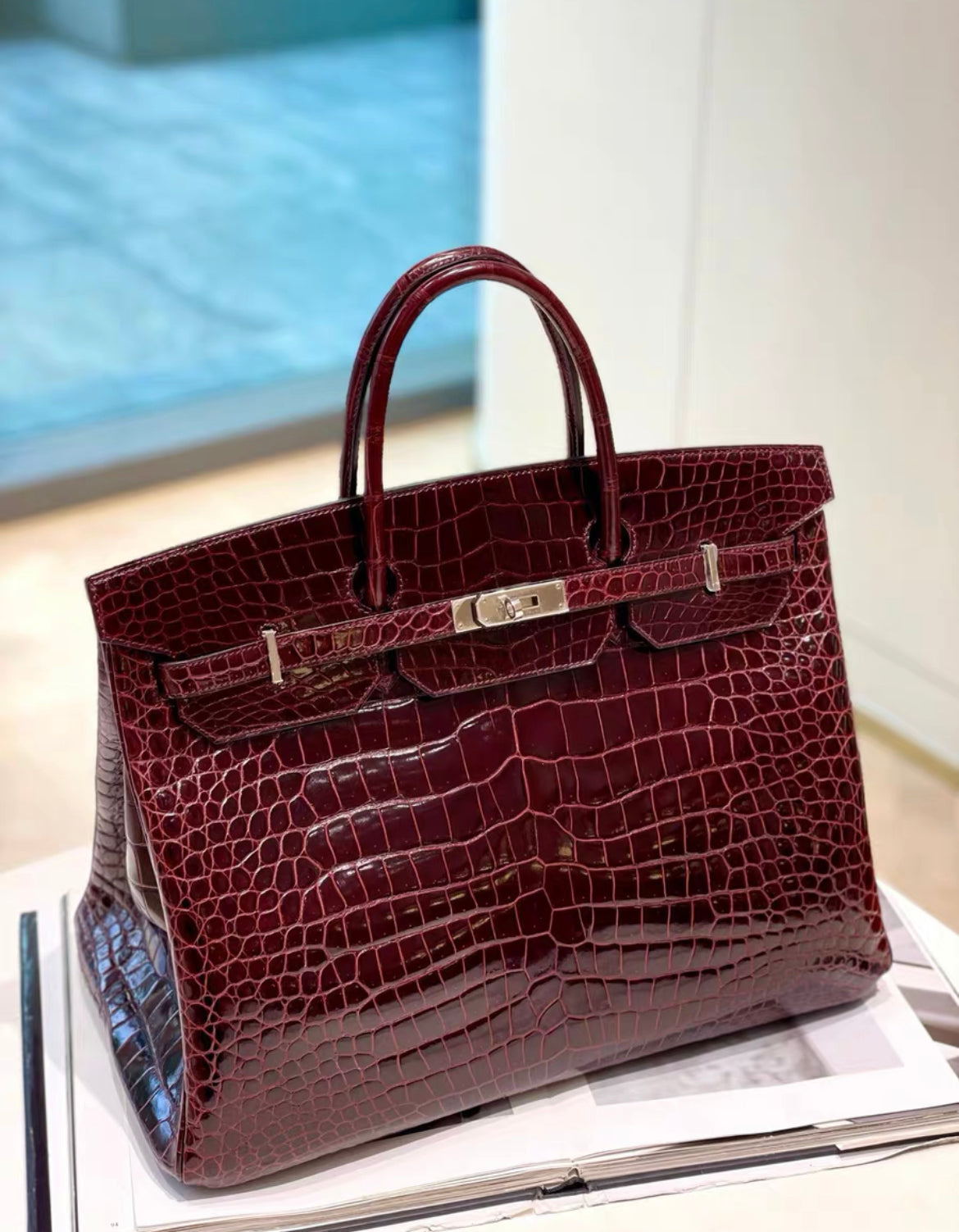 HERMÈS 40CM BIRKIN BORDEAUX SHINY POROSUS CROCODILE PALLADIUM HARDWARE