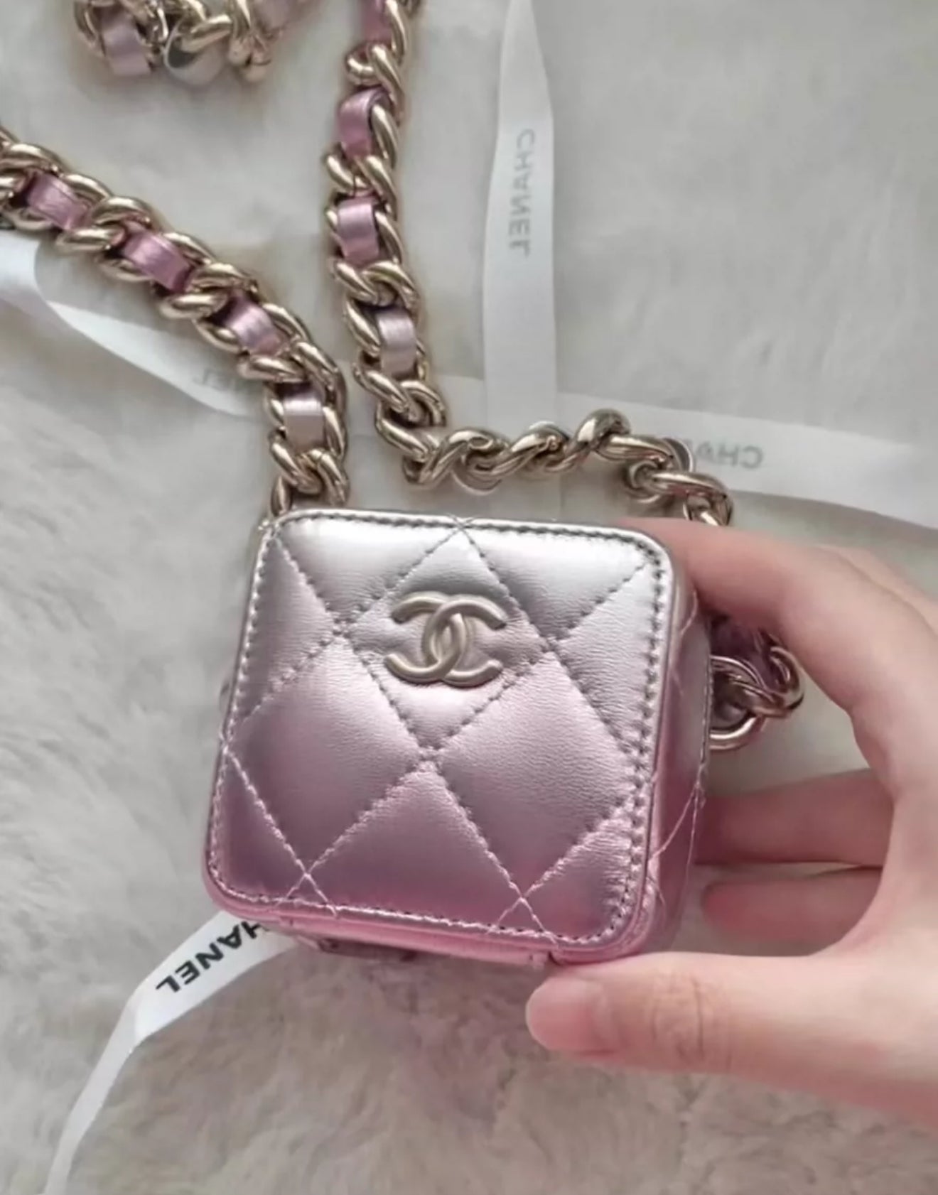 Chanel 22s pink square mini bag