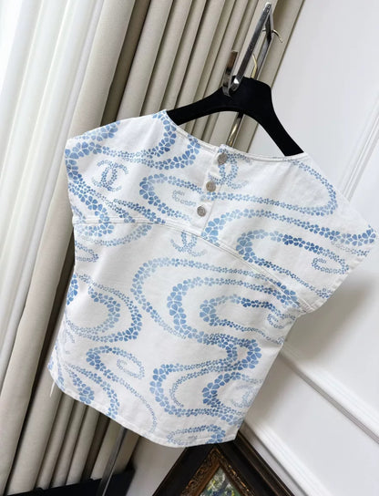 Chanel 25M coco beach blue & white Top
