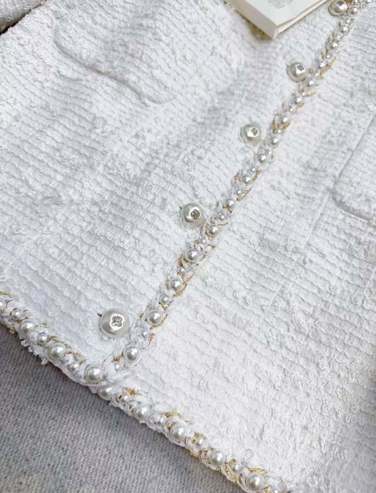 Chanel 25P white tweed pearl jacket