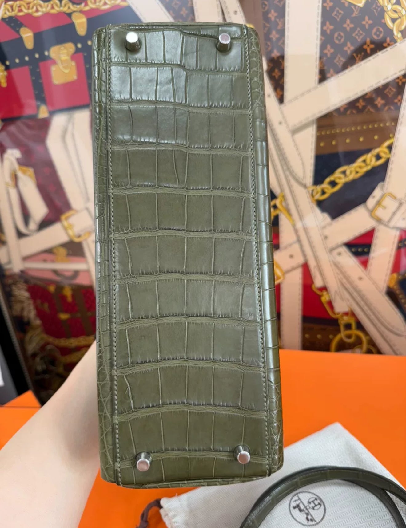 Hermès Kelly 32 olive green Alligator leather Palladium Hardware