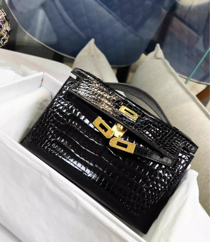 Hermes Kelly Pochette Noir Black Shiny Crocodile Gold Hardware