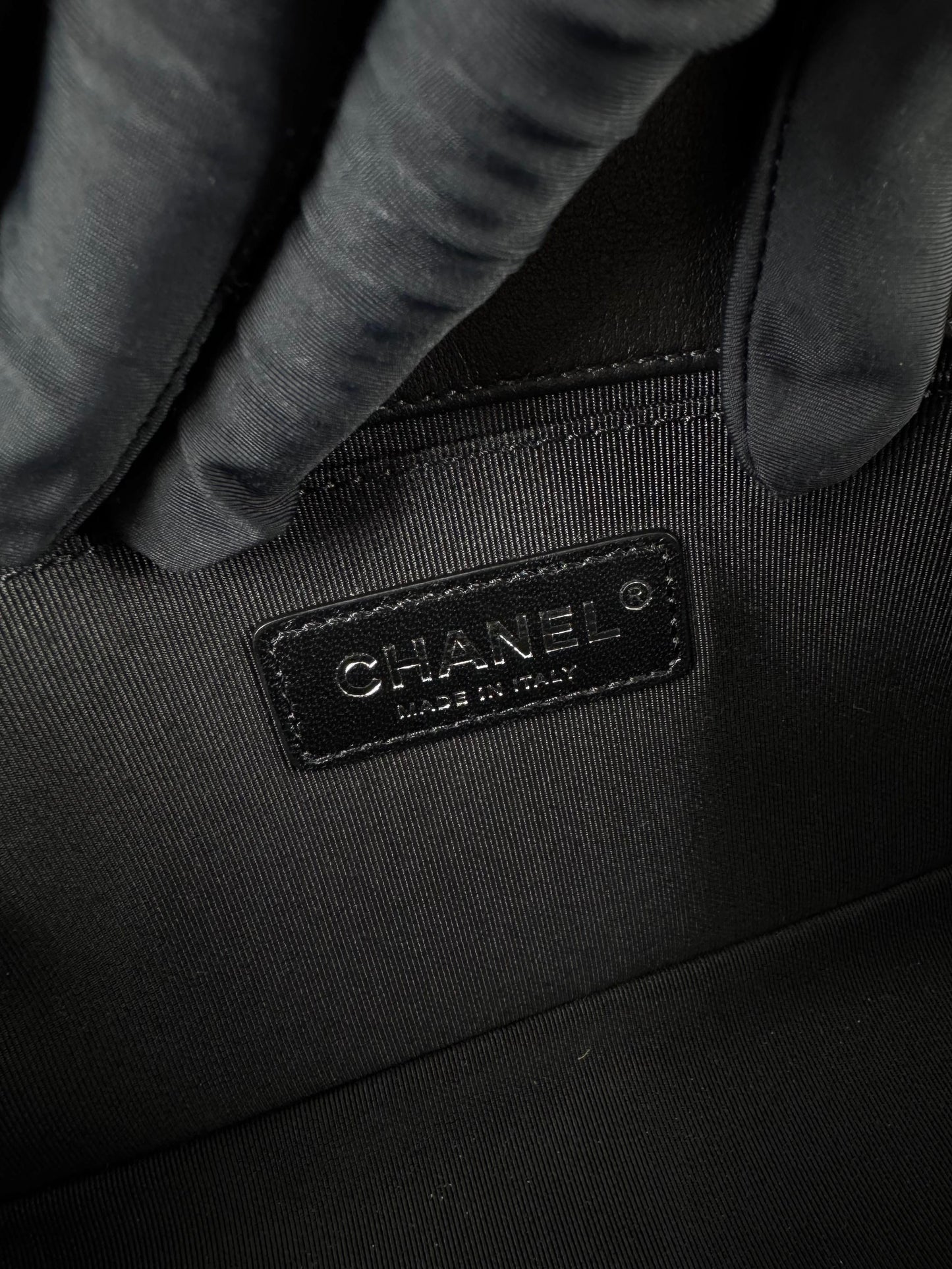 Chanel Boy black leather bag silver hardware