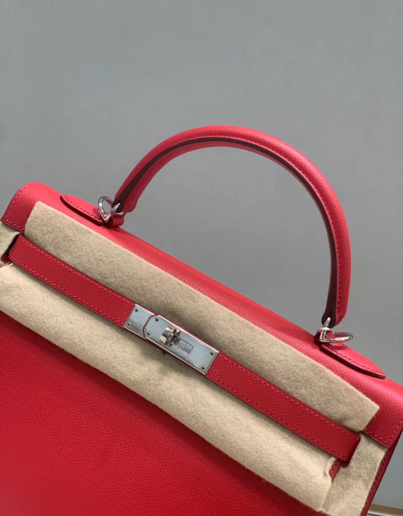 Hermès Kelly 32 Red Epsom Leather Palladium Hardware