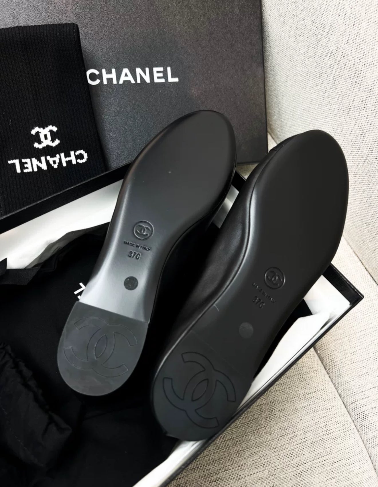 Chanel 24c Mary Jane black leather ballet flats