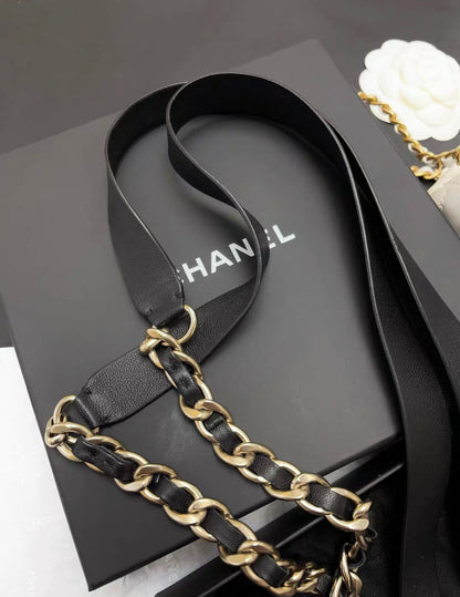 Chanel 2020 black leather chain belt size XS