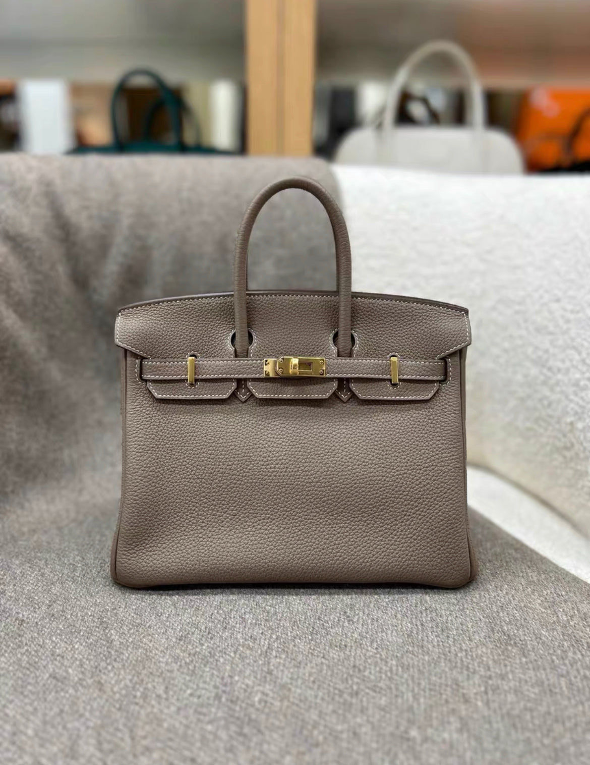 Hermès Birkin 25 Etoupe Togo Leather Gold Hardware