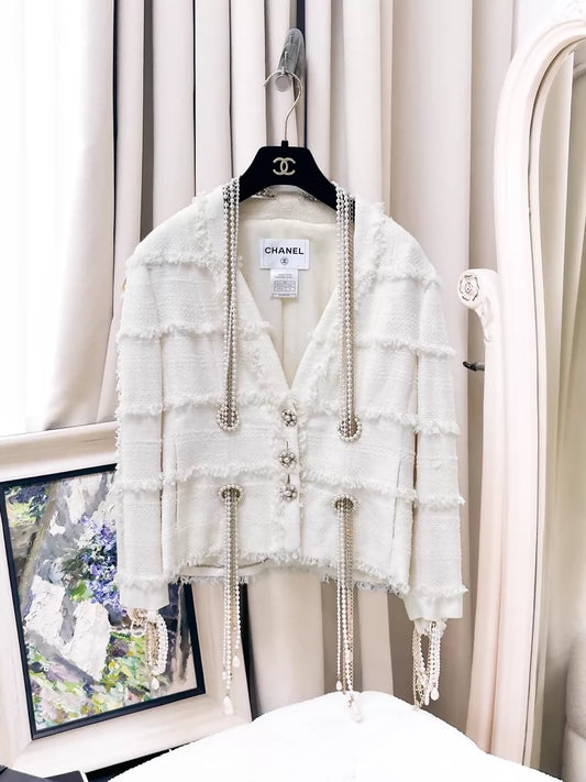Chanel 08P white ecru tweed Jacket