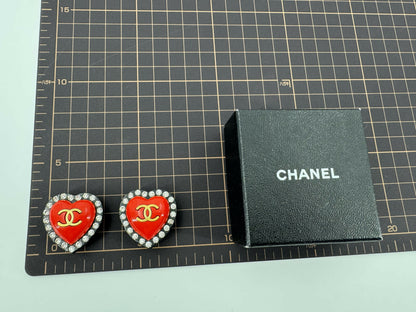 Chanel Vintage 95P Rhinestone & Gold Plated Heart-shaped Black and Red Clip-on Earrings