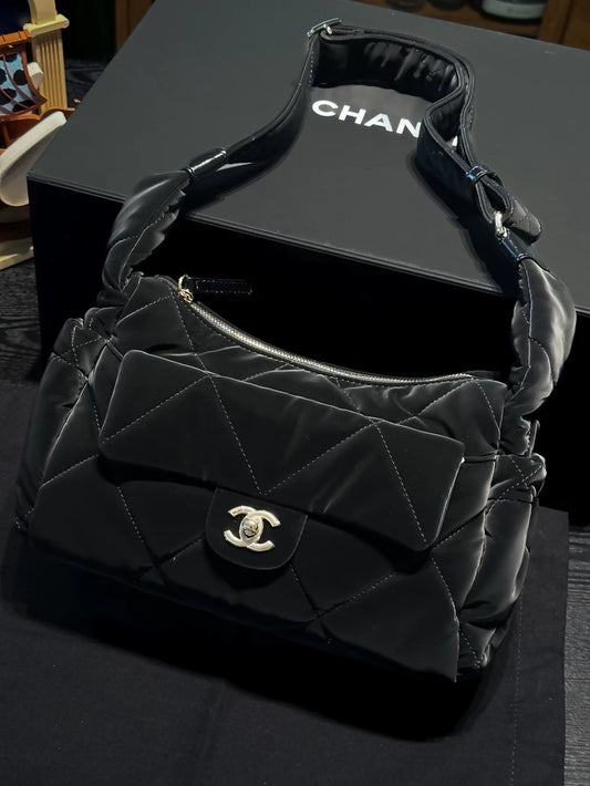 Chanel 25N large black shoulder bag