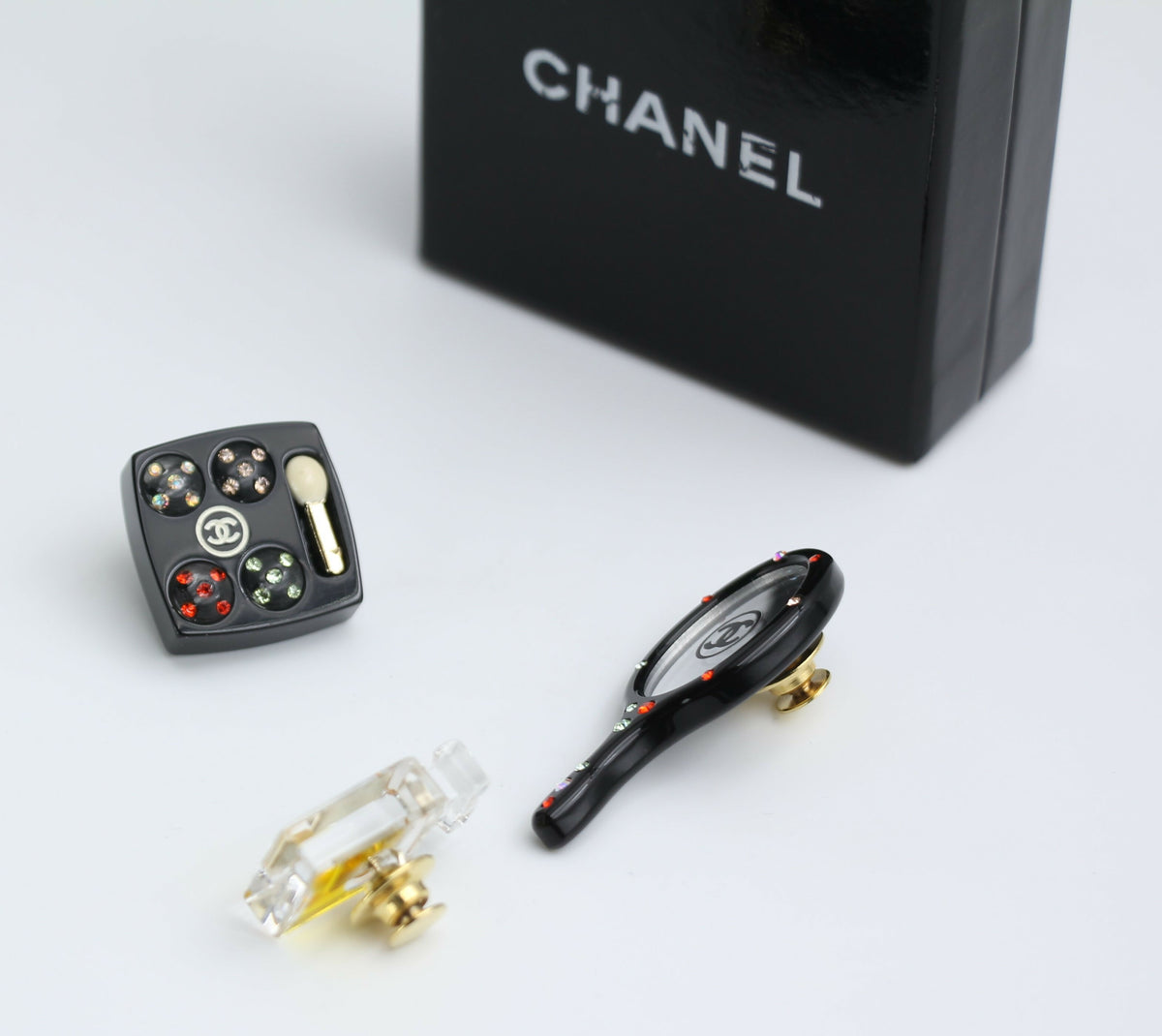 Chanel Vintage 04A Mirror Perfume Cosmetics Black Three Items Brooch