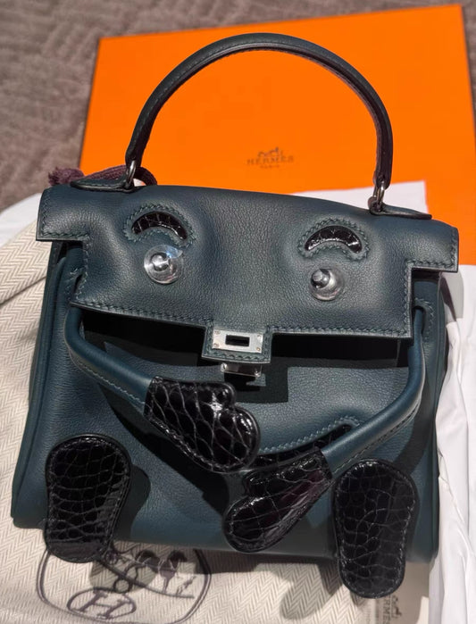 Hermès "Quelle Idolle" Kelly Doll Touch Vert Cypress Swift and Black Shiny Alligator Palladium Hardware