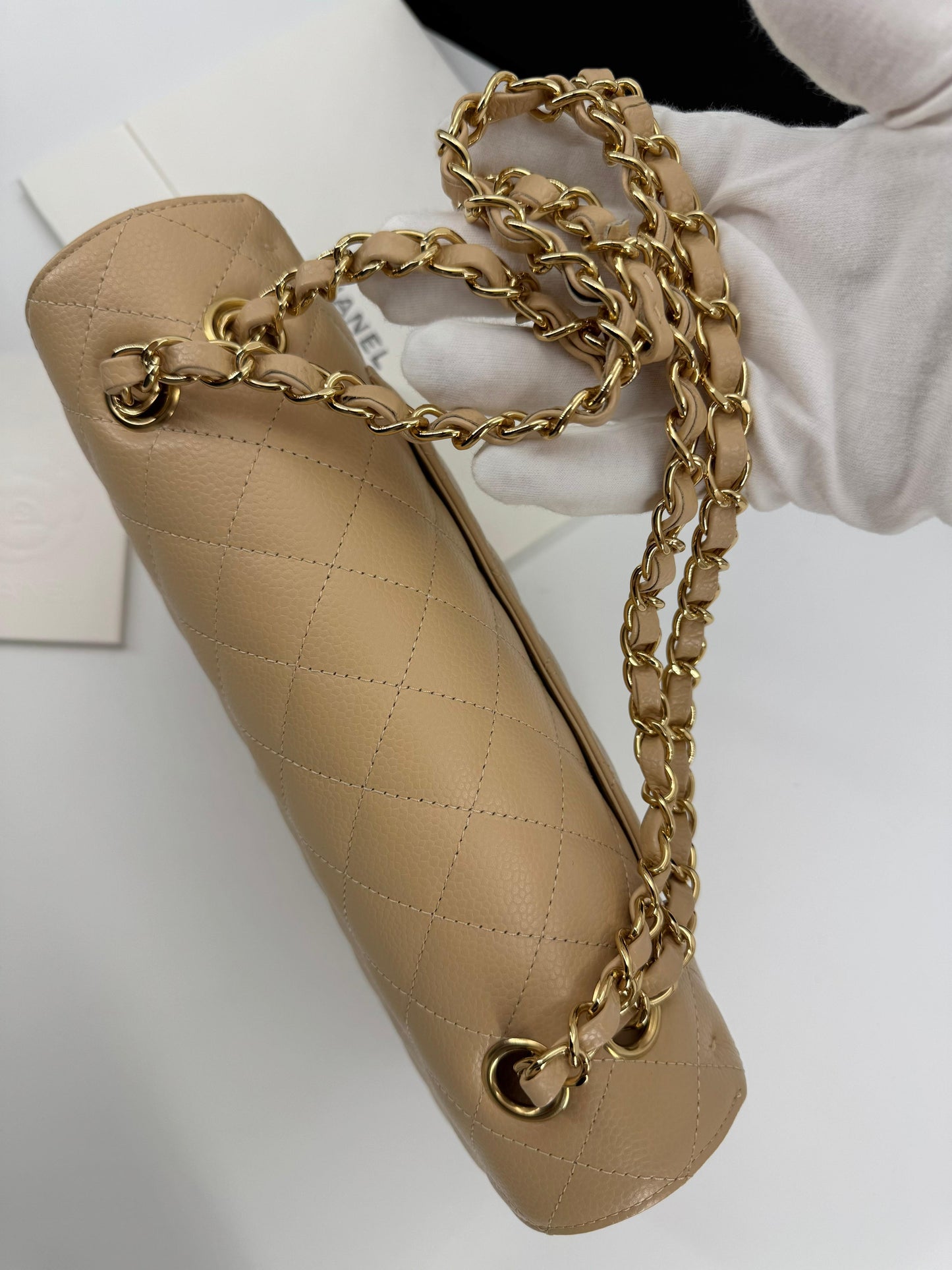 Chanel 25 Medium CF flap  beige Caviar leather