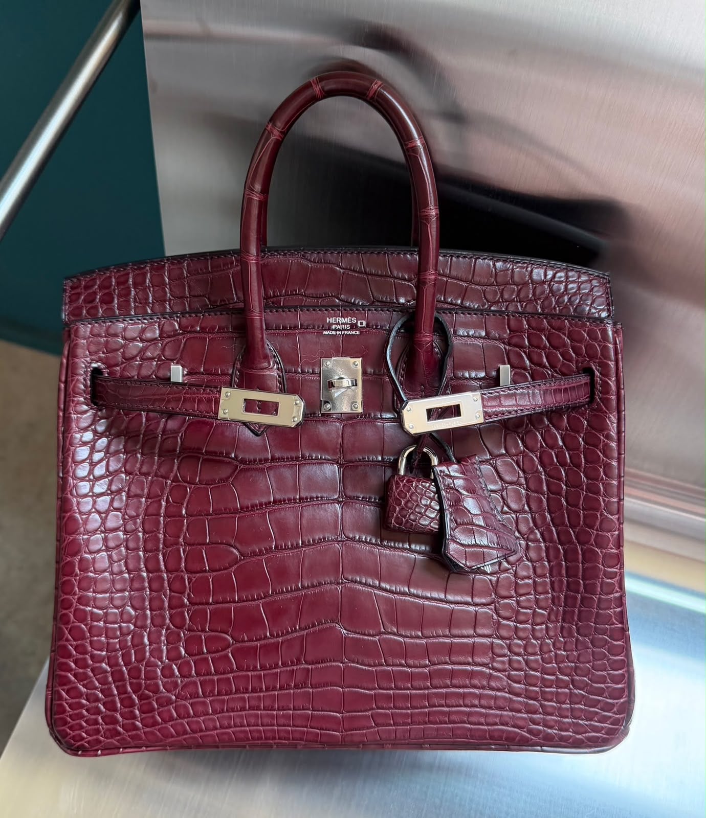Hermes Birkin 25 Bordeaux Matte Alligator Palladium hardware
