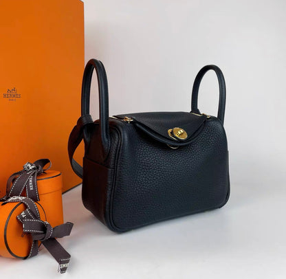 HERMÈS LINDY MINI BLACK SWIFT LEATHER GOLD HARDWARE