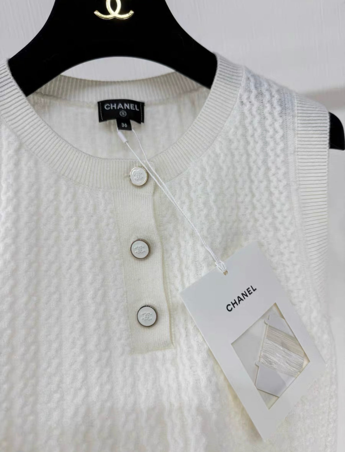 シャネル ベスト コットン レディースサイズ38 P54119 CHANEL トップス 白 25012929.jpg