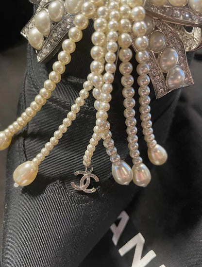 Chanel 18A Hamburg Collection High Heels, Métiers d
Art, Pearl Tassel Bow, Chanel Rhinestone Runway Style Ankle Boots