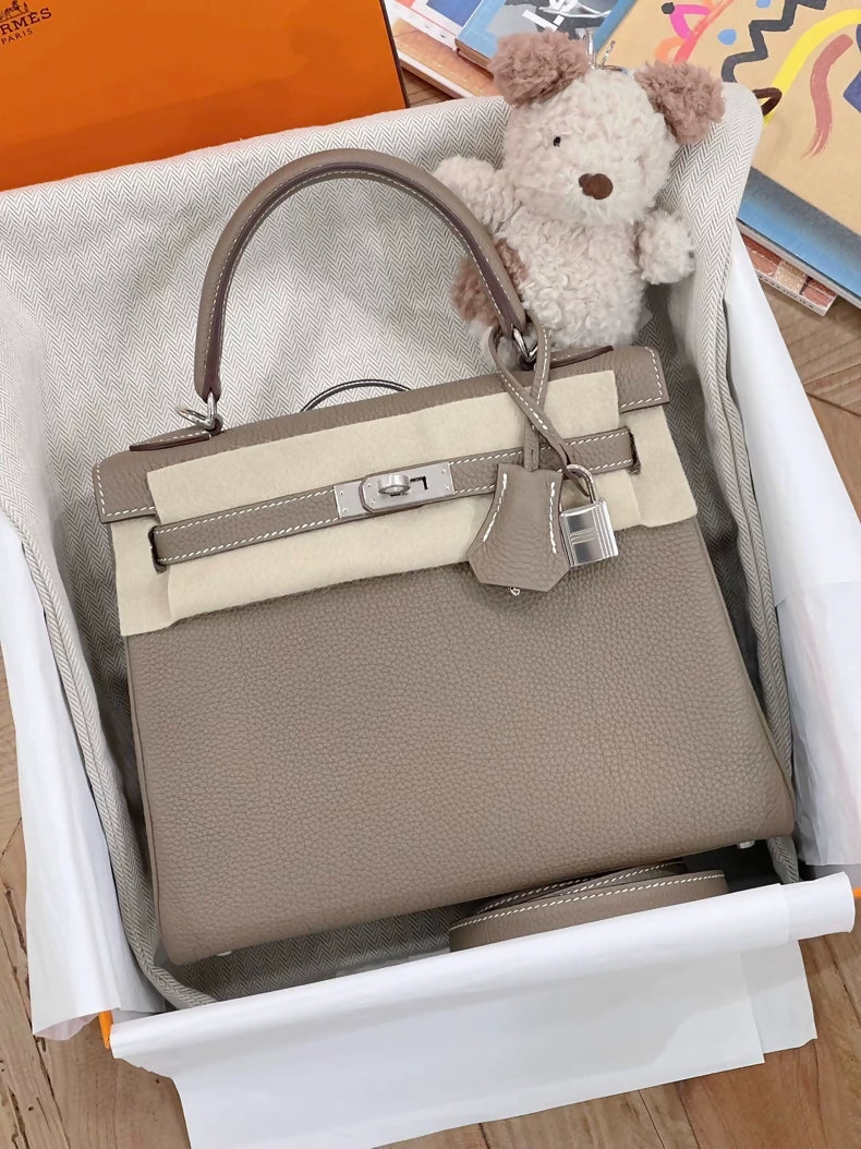 Hermès Kelly 25 Grey Togo leather palladium hardware