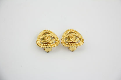 Chanel Vintage 86-92 Gold-plated Triangular Gold CC Clip-on Earrings