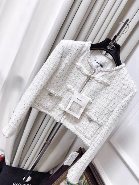 Chanel 25A ecru White Tweed Jacket – Wararni.com