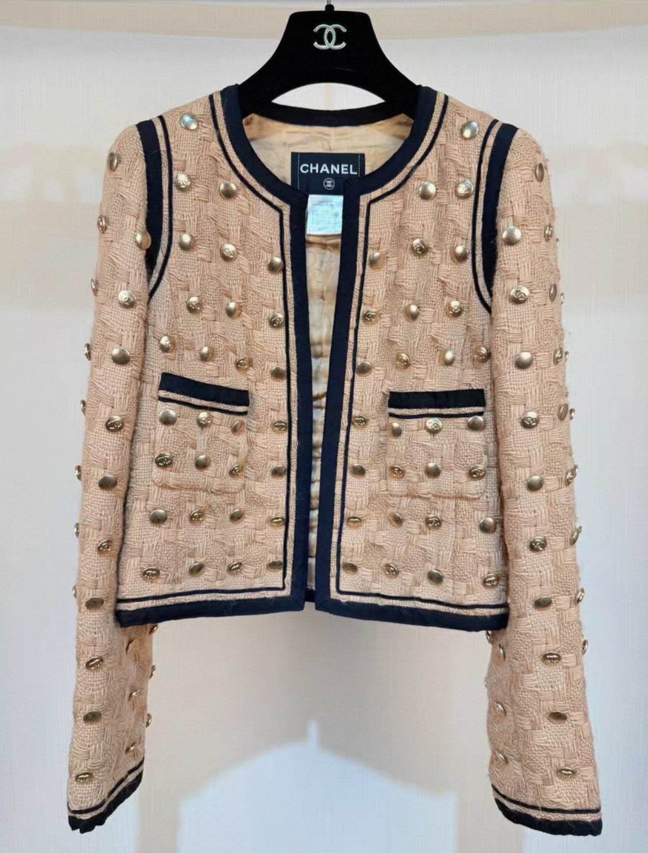 Chanel 08A beige wool tweed jacket