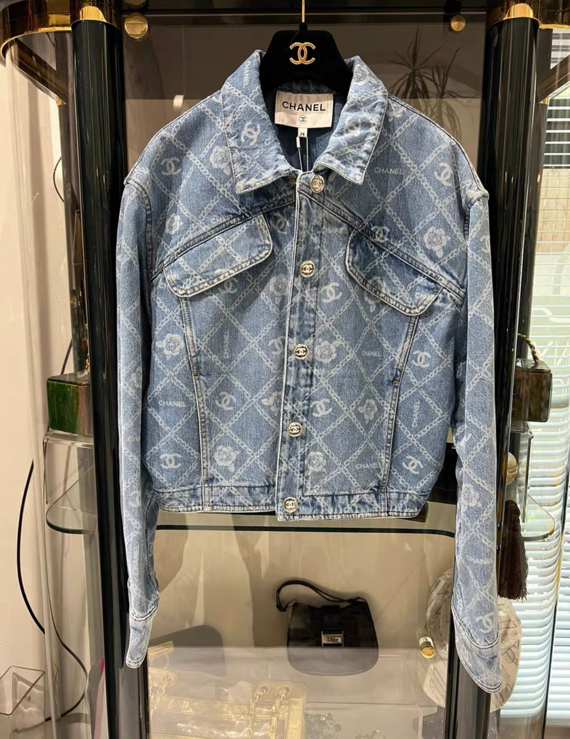 CHANEL 23A BLUE JEANS DENIM JACKET CC LOGO CAMELLIA FLOWER PRINT SIZE 38