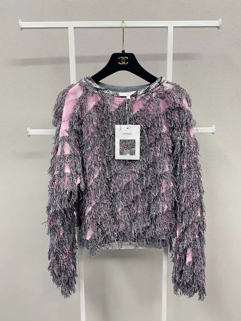 Chanel 18 pink and gray top