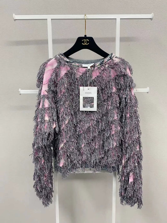 Chanel 18 pink and gray top