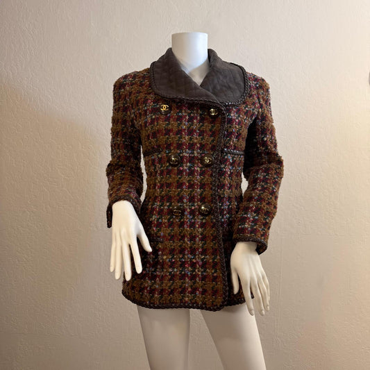 Chanel Vintage 1992  Tweed Leather Jacket. Size 36