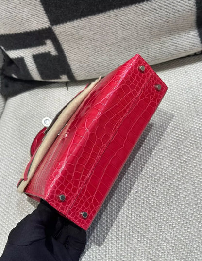 Hermès Mini Kelly Red Braise Shiny Alligator Palladium Hardware
