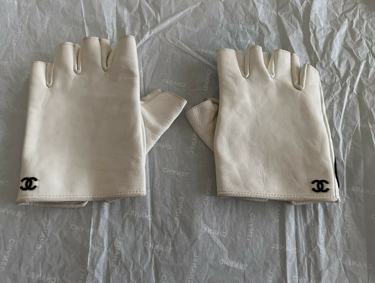 Chanel fingerless gloves