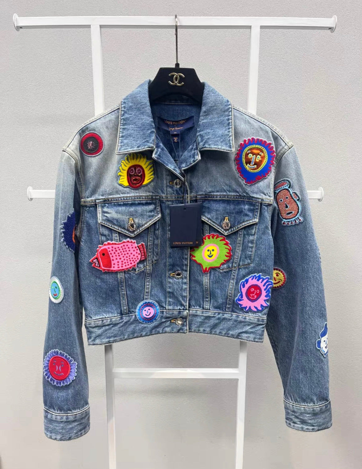 LOUIS VUITTON Yayoi Kusama 2023 Faces leather wool patch denim jacket FR34